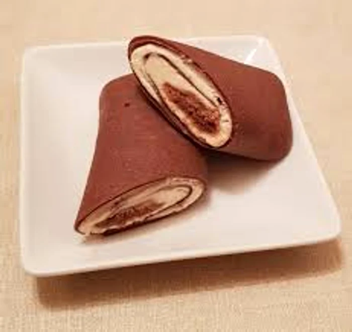 Cum se prepară clătitele cu tiramisu. 