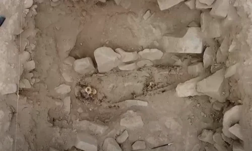 Mumie cu o vechime de circa 3.000 de ani, descoperită în Peru (foto: captură video Youtube / Global News)
