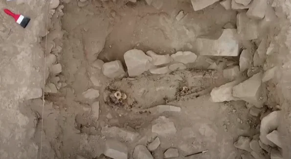 Mumie cu o vechime de circa 3.000 de ani, descoperită în Peru (foto: captură video Youtube / Global News)