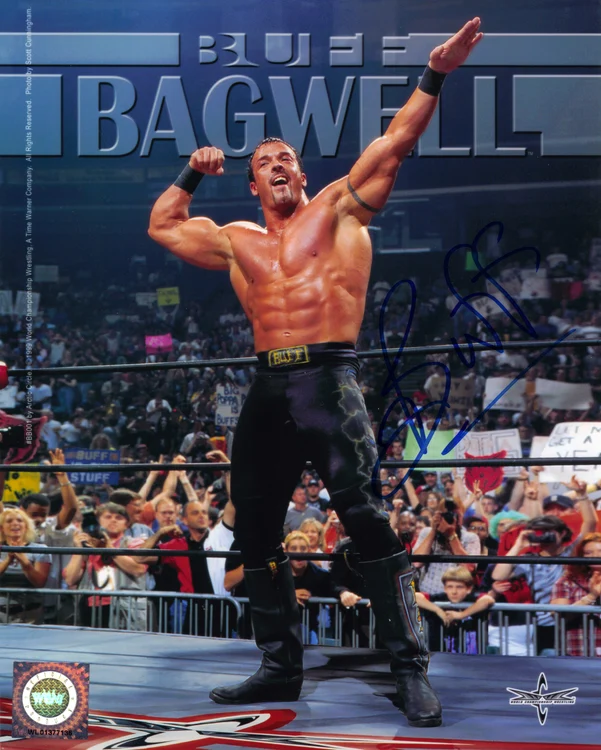
    Luptătorul Buff Bagwell are 6 titluri de campion mondial la wrestling (lupte)  