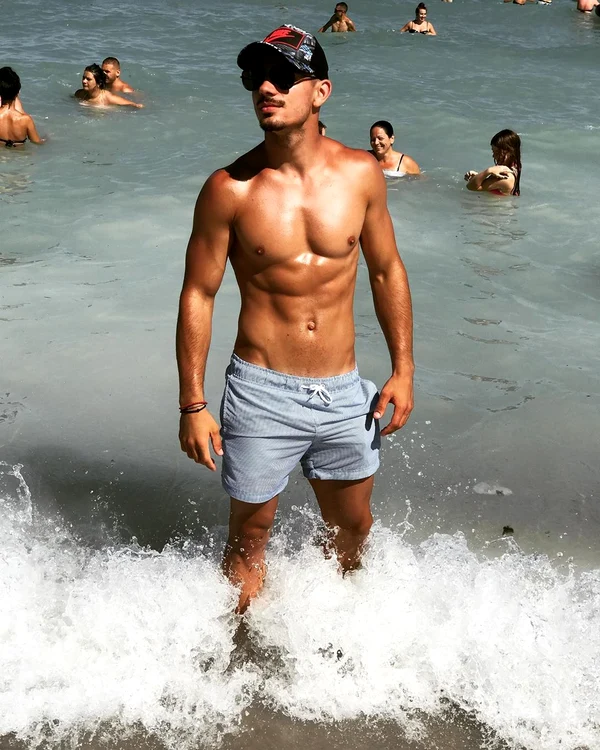 Marius Crăciun se antrenează și vrea să devină antrenor certificat de fitness