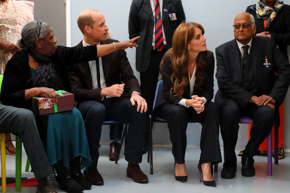 Kate Middleton și Prințul William, apariție în Wales, pe 3 octombrie (9) jpg