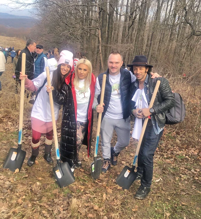 Mellina, Amna, Ionică Moroșanu și Kamara, la plantat de copăcei  în Râmnicu Vâlcea