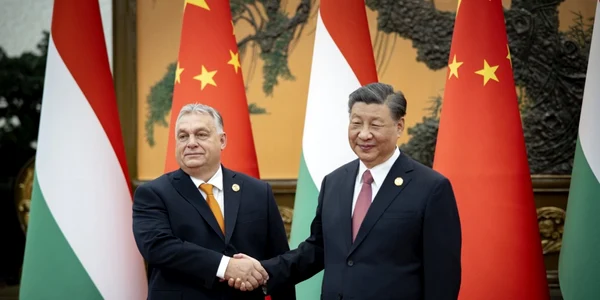 Viktor Orban primit de Xi Jinping la Beijing FOTO EPA EFE jpg