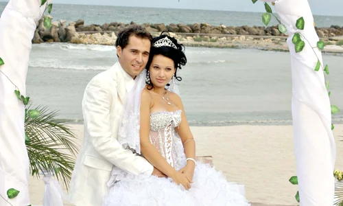2008 Cristi Chivu şi  Adelina s au  căsătorit la  Palatul Ştirbey jpeg