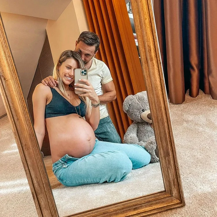 1 dani otil tatic gabriela prisacariu a nascut copil jpg jpeg