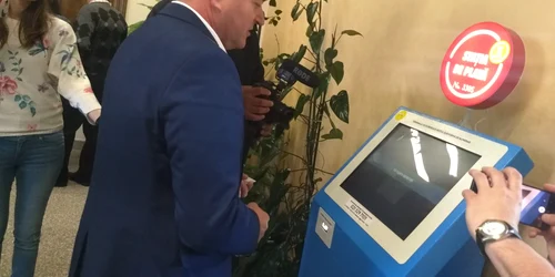 5c9b5821445219c57ebef44b jpg