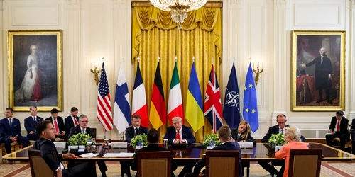 Donald Trump s-a întâlnit cu liderii europeni la Casa Albă (© x.com / The White House)