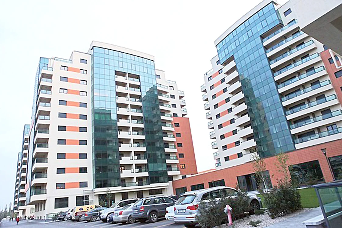 În acest complex rezidenţial  şi-a cumpărat Anda un  apartament, în rate