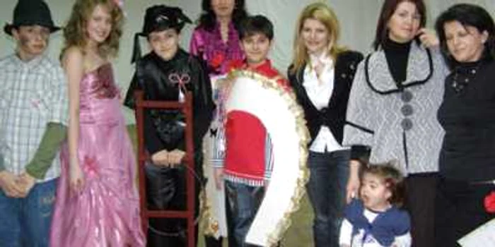 Micuţii şi-au etalat costumele speciale