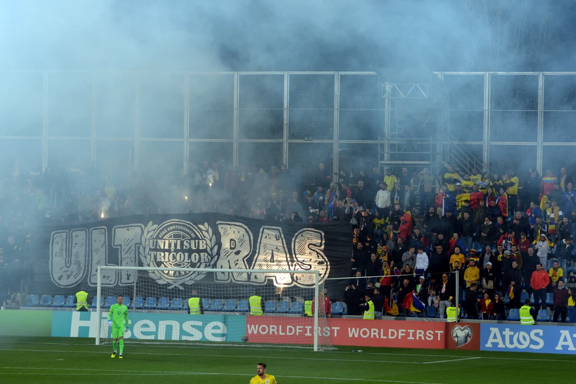 Victoria tricolorilor, umbrită de ultrași FOTO Mediafax