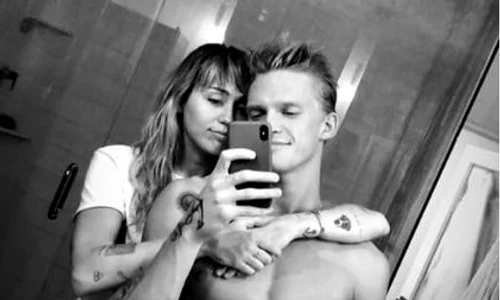 3 deschidere miley jpg jpeg