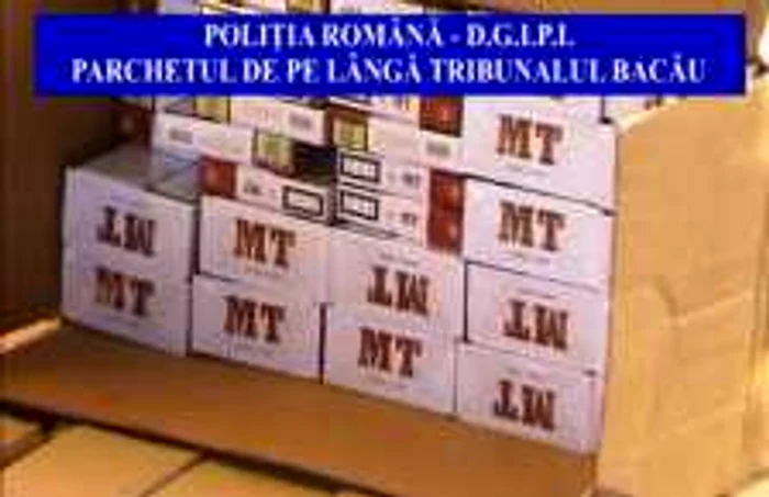 Ţigări de contrabandă confiscate de poliţişti