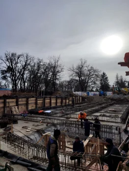 Lucrări la clinica de Balneo