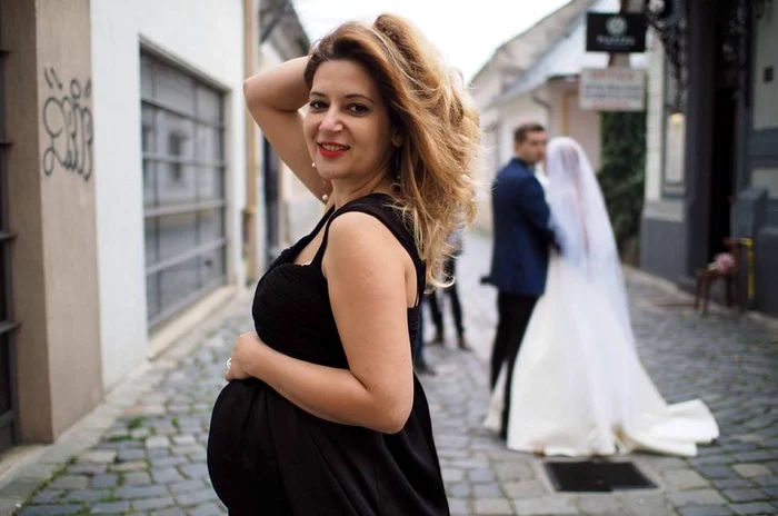 Amalia Enache burtica de gravida jpeg