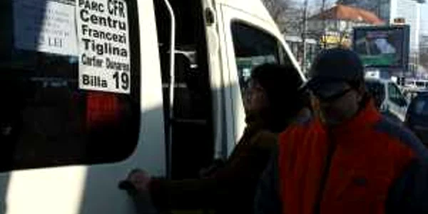 Transportatorii susţin că mărirea preţului este perfect legală 