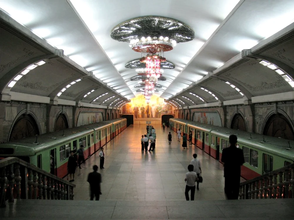 Metroul din Phenian