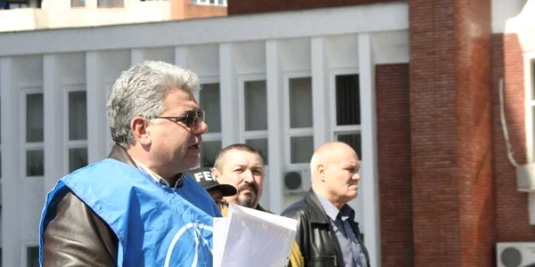 Sindicaliştii cărăşeni se pregătesc de grevă