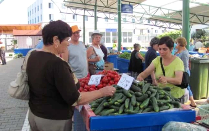 Mureşenii cumpără în continuare castraveţi