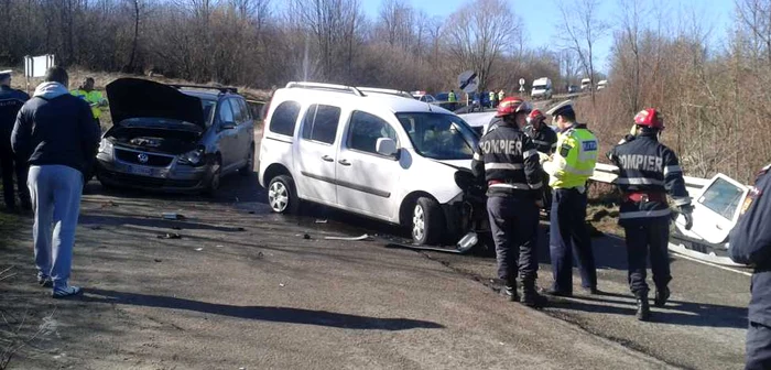 A fost nevoie de pompierii de la descarcerare FOTO:adevarul