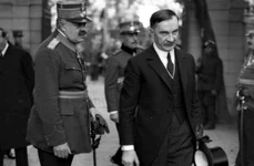 Țărăniștii, susținători cu jumătate de măsură ai lui Carol al II lea  jpeg