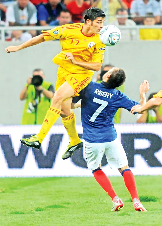 
    Luchin a debutat la echipa  naţională contra Franţei lui  Ribery, la meciul de  inaugurare al  Arenei NaţionaleFotoI: Răzvan Păsărică  
