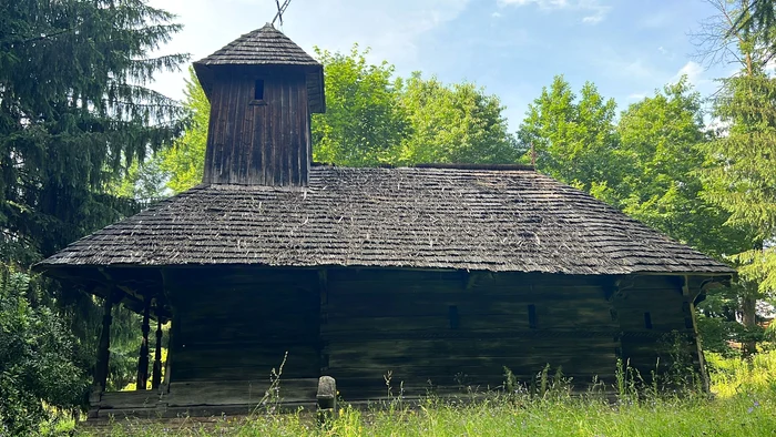 Biserica din Drăganu-Olteni (foto: Adevărul)