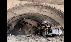 tunel bun gif