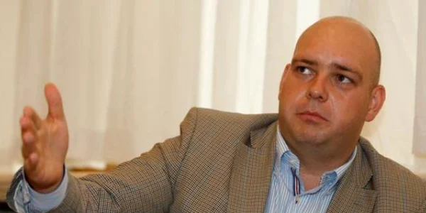 „Parlamentarul trebuie să fie mândria ţării“