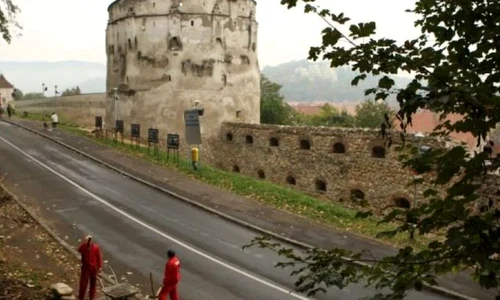 Istorie în trei dimensiuni, în vechea cetate a Braşovului jpeg