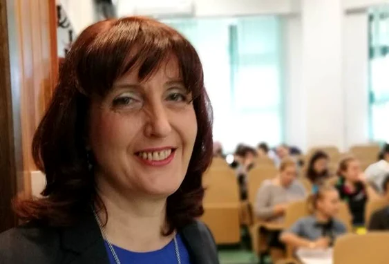 Ștefania Duminică alături de elevii săi FOTO arhiva personală