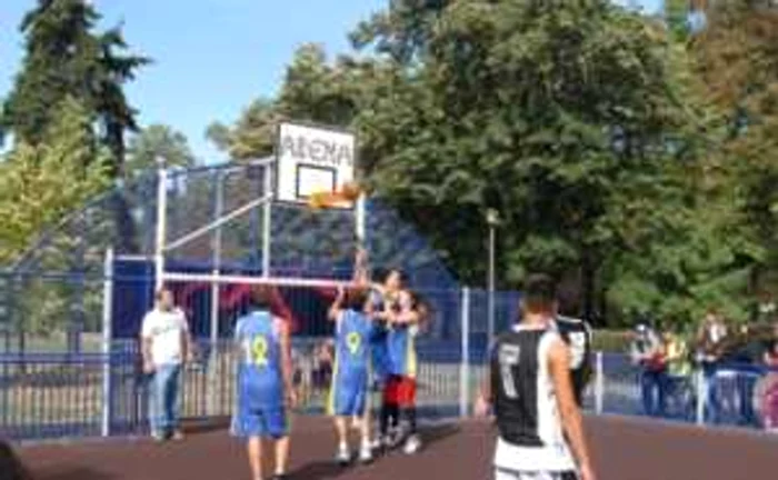 Oradea: Lps Bihorul s-a impus în competiția de streetball