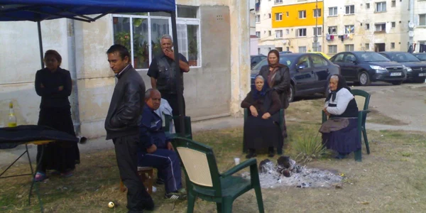 Familia victimelor acidentului din Ungaria cerşesc banii de înmormântare
