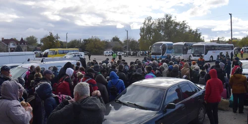 Evacuare civili din Herson FOTO Profimedia 