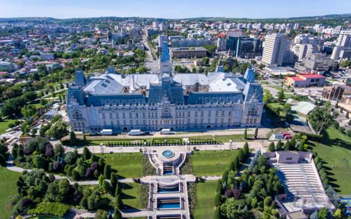 Orasul Iasi FOTO 123 RF