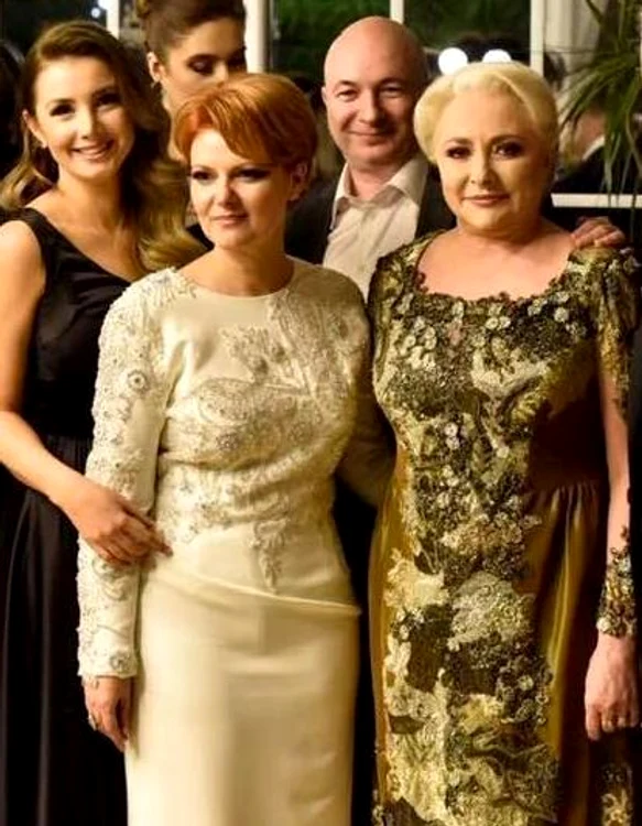 10 viorica dancila la nunta olgutei vasilescu cu claudiu manda 1 2 jpg jpeg