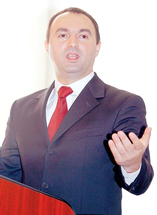 cristian adomnitei jpeg