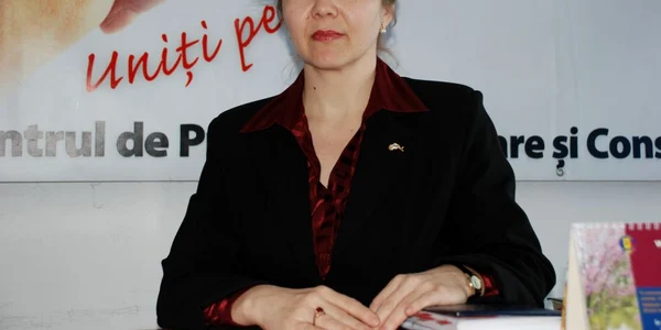 Olga Condrat este inspector de specialitate în cadrul Centrului Antidrog Brăila