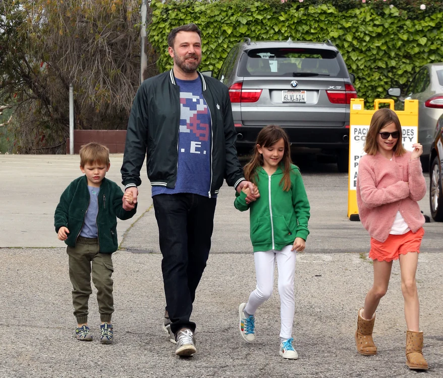 Ben Affleck Takes His Kids To Church jpeg