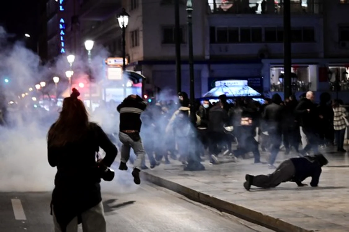 Proteste la Atena în urma accidentului feroviar soldat cu 43 de morți Foto Profimedia
