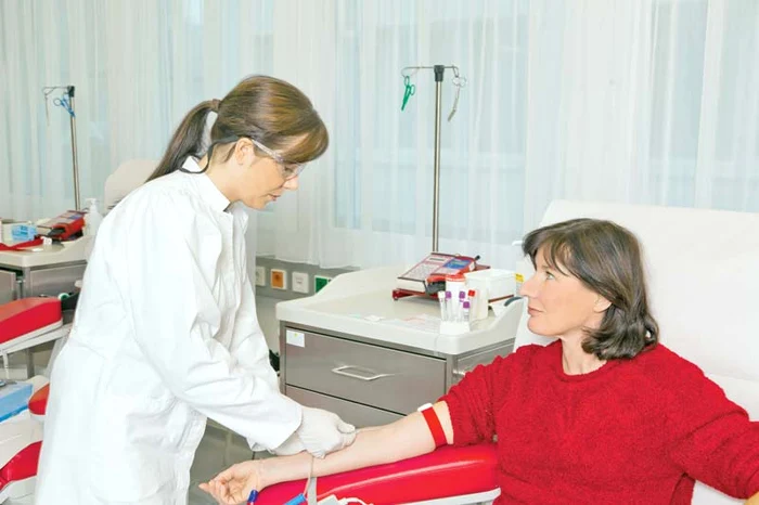 
    Aşteptăm întrebările  dumneavoastră pe teme  de sănătate la adresa de  e-mail redacţie@click.ro,  cu menţiunea “pentru  dr. Cristian Buşoi”  