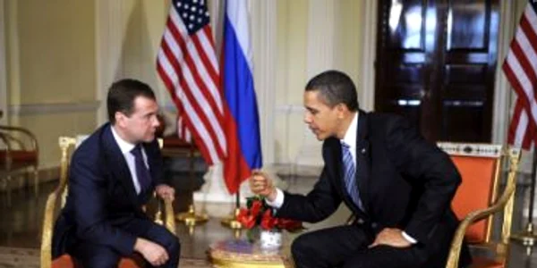 Obama şi Medvedev se întâlnesc azi la Moscova