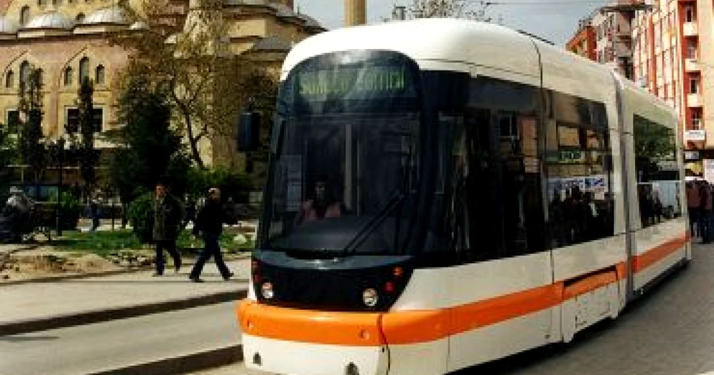 Bombardier este dispus să producă mijloace de transport electric în România