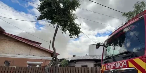 incendiu in bucuresti foto ISU Bucureşti - Ilfov png