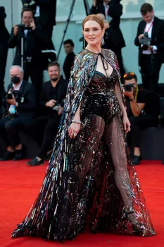 Julianne Moore la Venetia (6) jpg