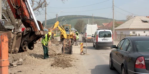 Buldoexcavatoarele urmau să ajungă la Piatra Neamţ