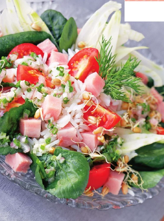 1366986186 4512salata 20cu 20grau 20incoltit jpeg
