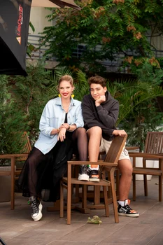 Ileana Badiu și fiul ei, Sasha foto: OK Magazine