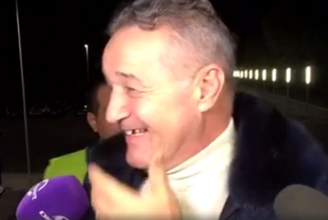 
    Patronul Stelei s-a făcut de râs înainte de Steaua - CFR, scor 1-2Foto Click!  