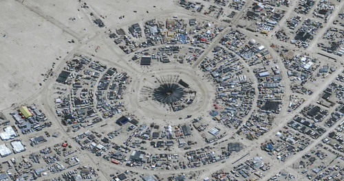 Imagini cu namolul de la Festivalul Burning Man  Foto AFP (2) jpg